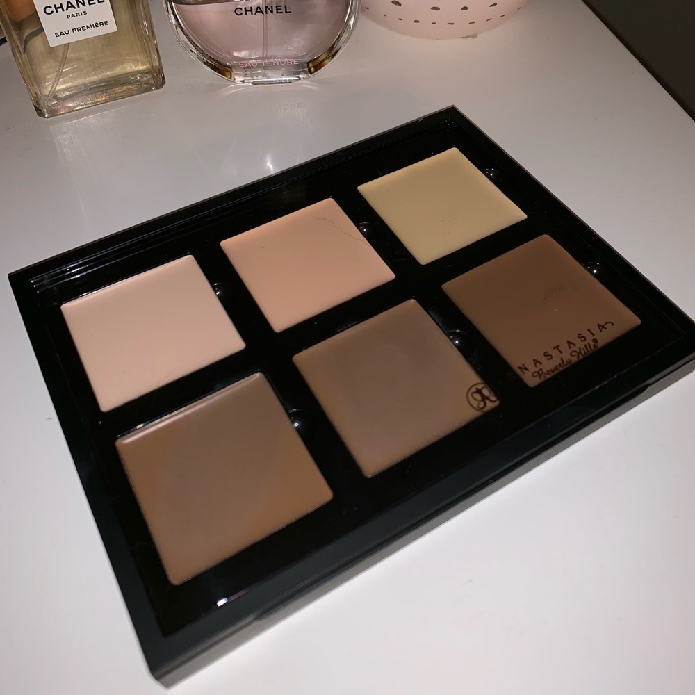 ABH Light Contour Cream Kit